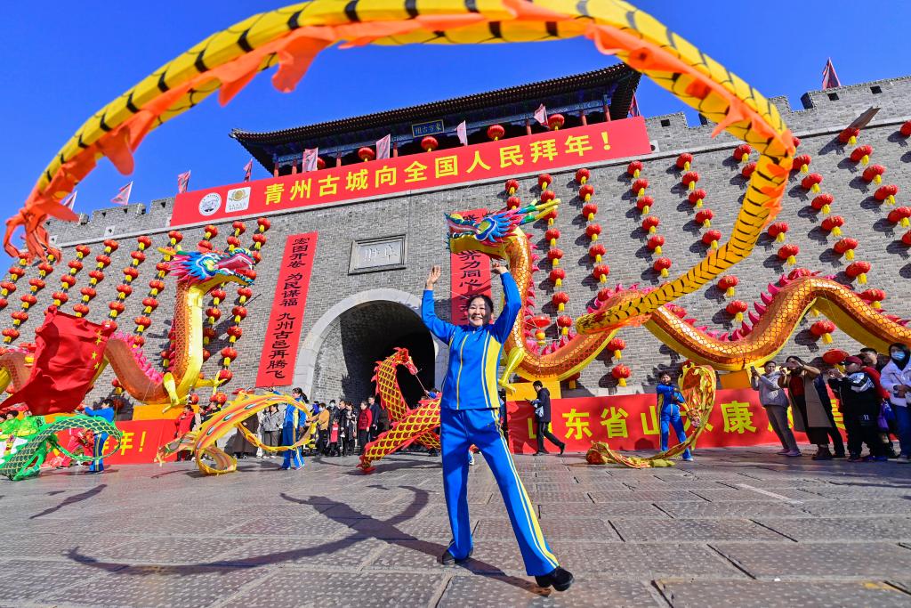 龙年古风FUN丨热闹！中国多地春节庙会年味浓