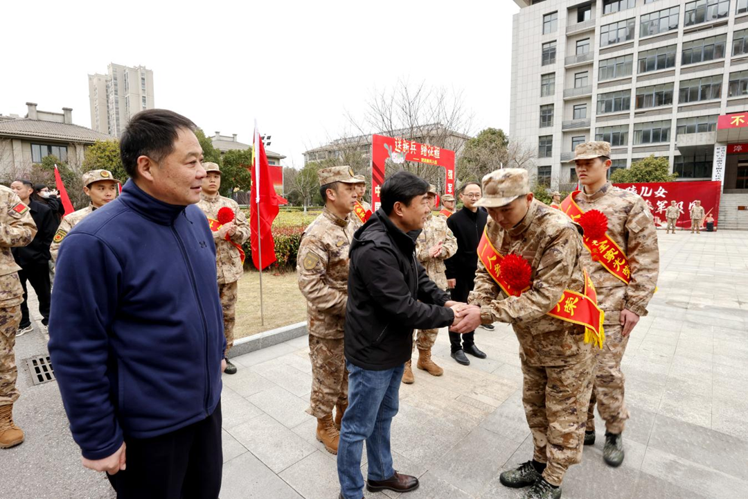 滁州全椒：欢送入伍新兵奔赴军营_fororder_图片4