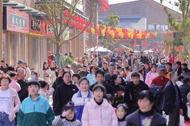 春节假期武汉黄陂人气旺 超 26 万人梦华故里过大年_fororder_图片10