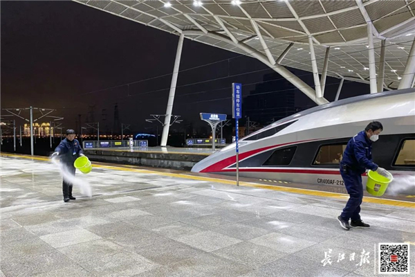 冻雨来了！武汉多少人一夜没睡……