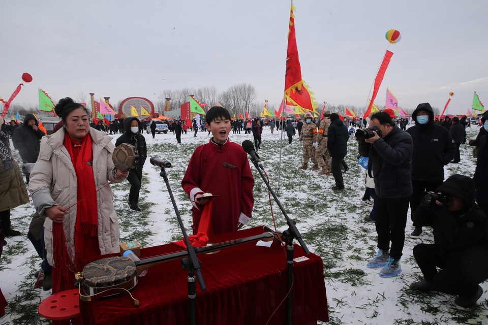 走，赶会去！宝丰马街书会田间开唱