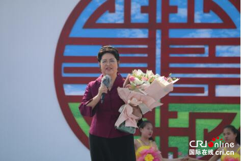 （供稿 文体列表 三吴大地连云港 移动版）央视《美丽乡村快乐行》栏目组走进连云港灌云