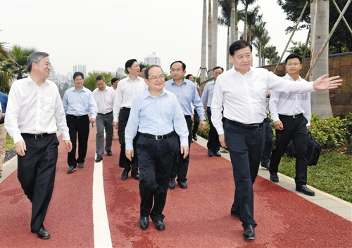 【八桂大地】【头条下文字】（内容页标题）新时代春天的南宁答卷  ——写在习近平总书记视察广西一周年之际（首页标题）新时代春天的南宁答卷