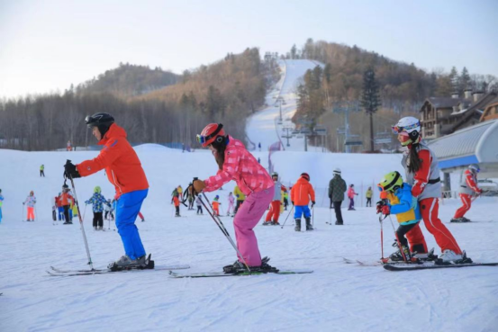 历史新高 亚布力景区雪季游客接待量已突破100万