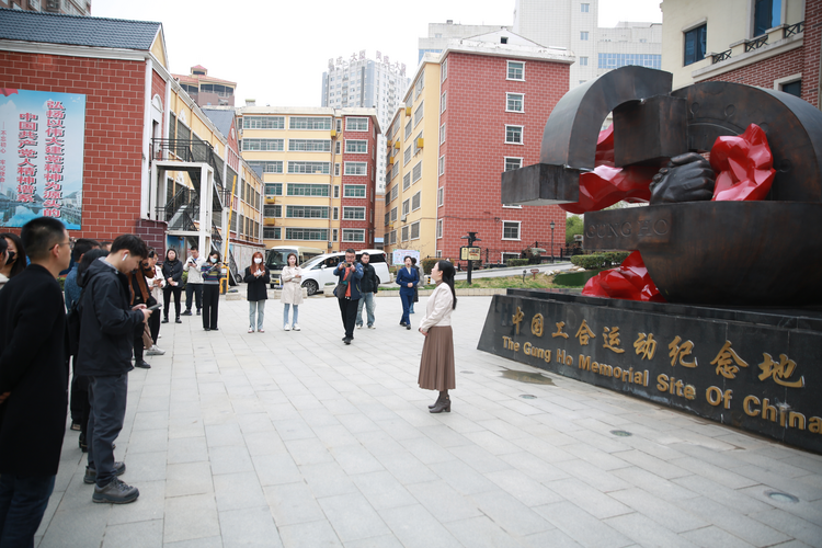 “同根祭初祖 同心筑梦圆” 境外媒体采访团走进陕西宝鸡 探寻文化根脉_fororder_25