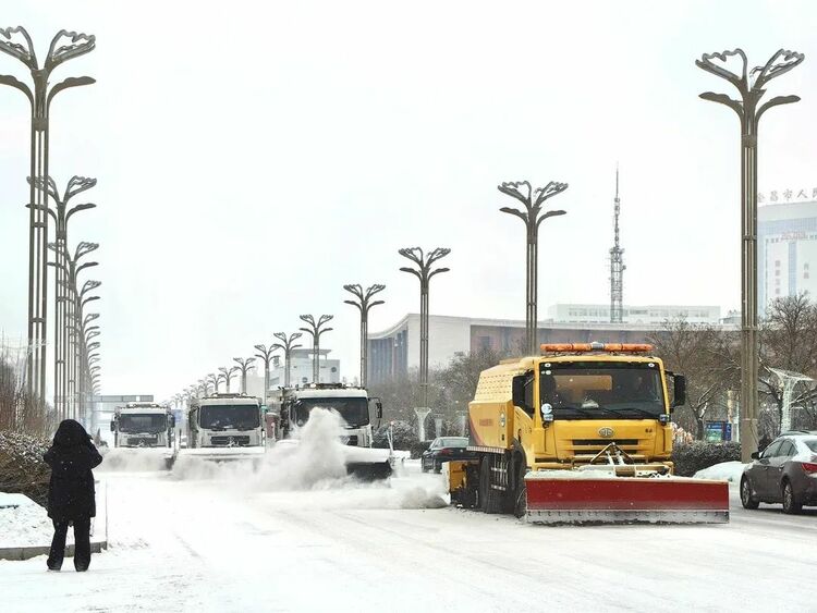 【原创】金昌金川：社区居民唱“主角” 和谐邻里化冰雪_fororder_bc7eca64-26bc-4578-bfa4-376960bf0753_l