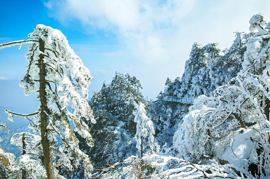 平顶山鲁山：冰雪世界春有约