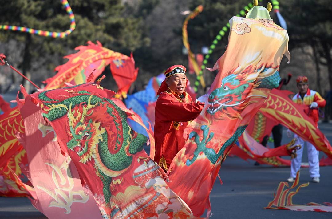 春舞“龙抬头”