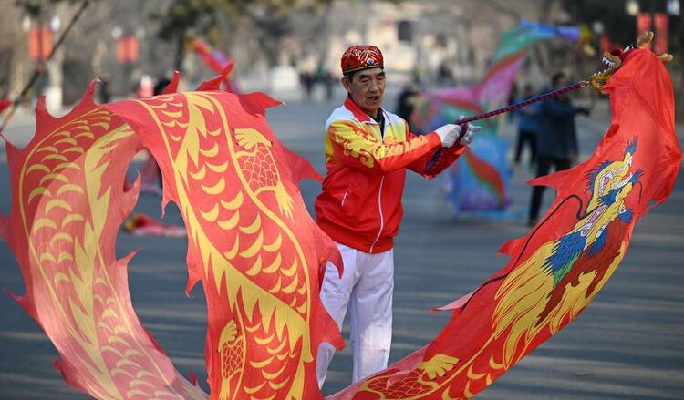 春舞“龙抬头”