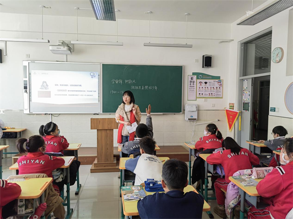 沈阳市实验学校旭东小学开展学雷锋系列活动_fororder_图片2