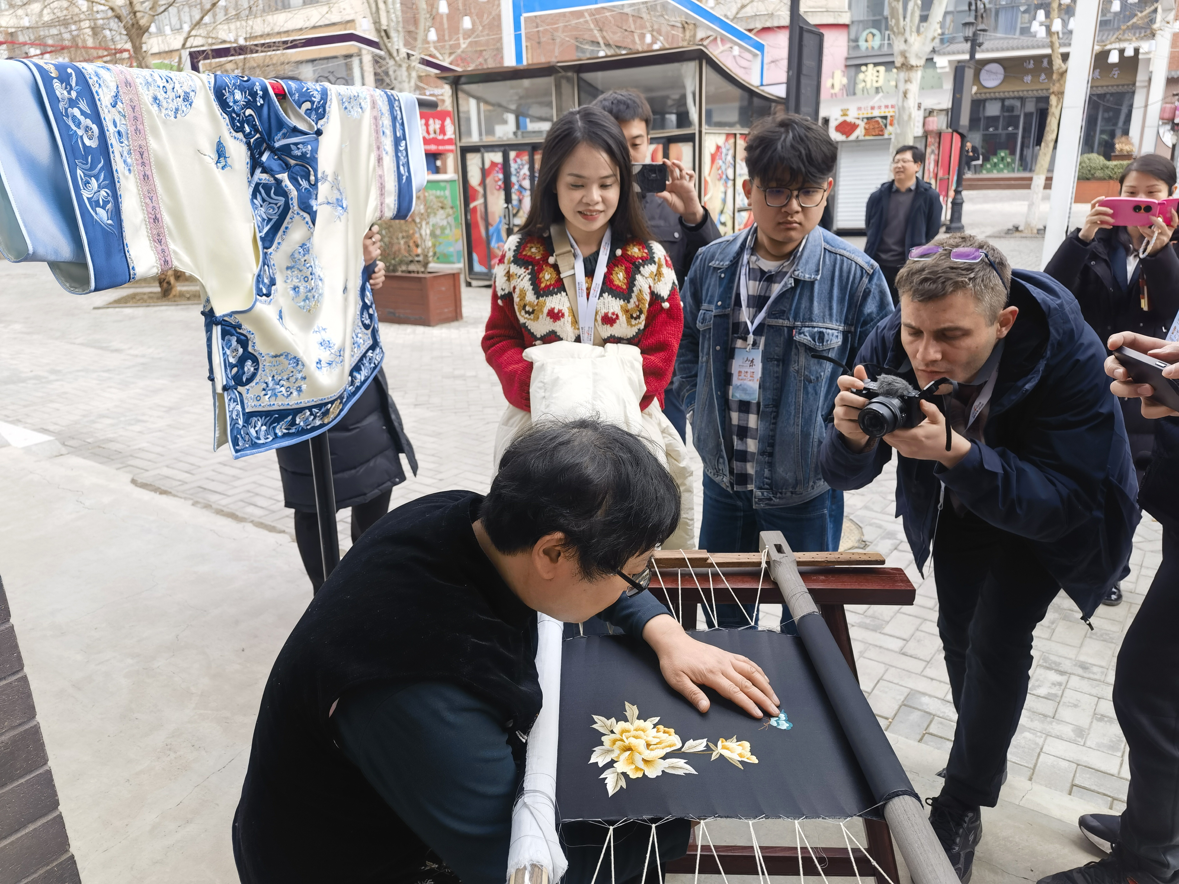 【原创】【Hi，Shandong】外媒济南行：漫步印象济南·泉世界 探寻济南城市文脉_fororder_微信图片_20240311145530