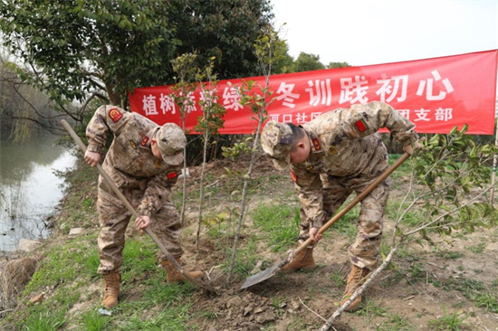 南通市崇川区：绿植添新绿 冬训践初心_fororder_图片8