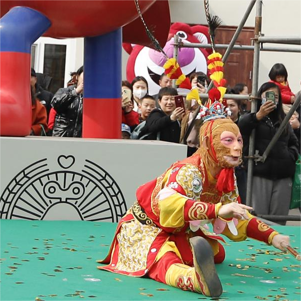 一“鹿”相伴 喜上“莓”梢 第十届双阳奢岭温泉草莓旅游季开启_fororder_图片6