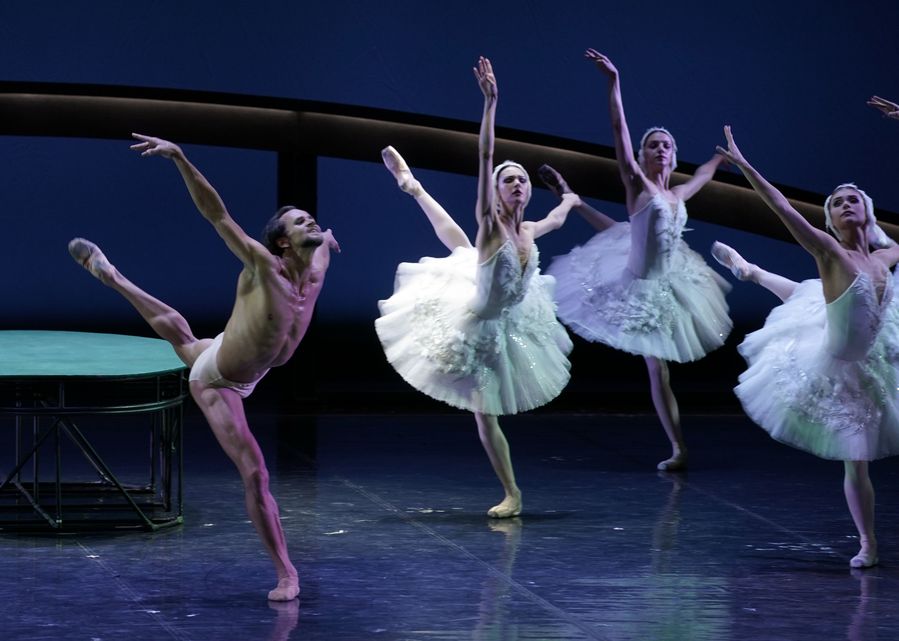 Int'l Ballet Season kicks off in Beijing