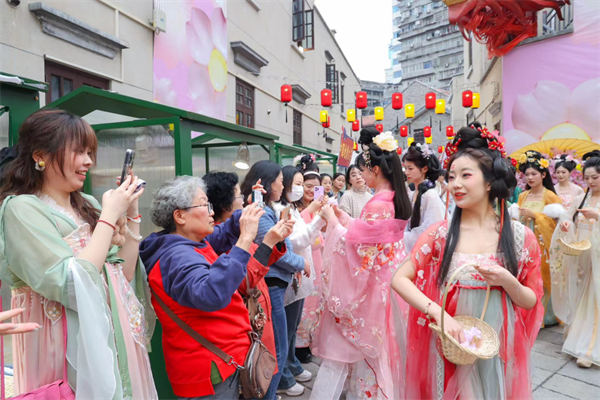 武汉保元里首届花朝节启幕_fororder_图片8