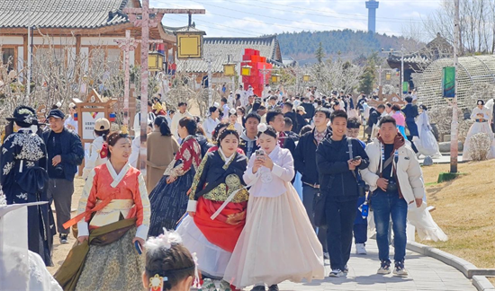 清明节假期延边文旅市场“春暖花开” 实现国内旅游收入5.99亿元_fororder_图片 2