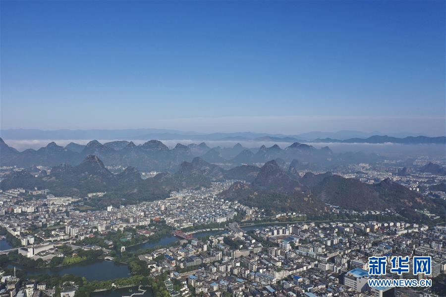 俯瞰桂林“山水画卷”