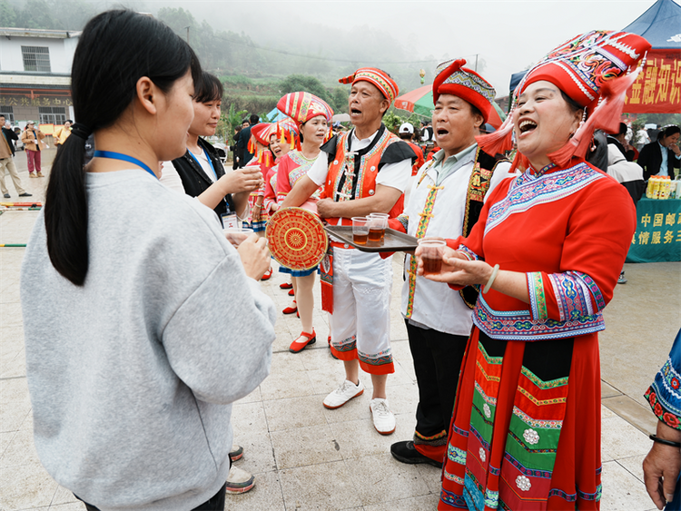 【潮起三月三】各族群众欢度“三月三”石门龙母文化节 八方宾客共享民俗文化盛宴_fororder_图片41