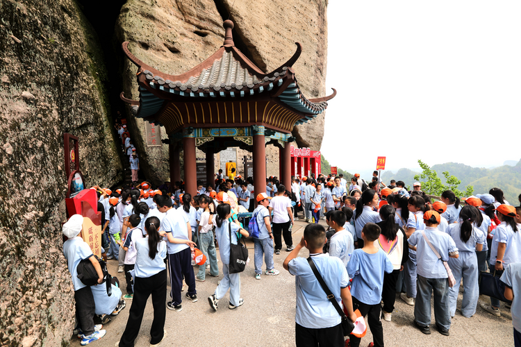 湖南新宁崀山省级研学基地迎来千人研学团_fororder_图片2