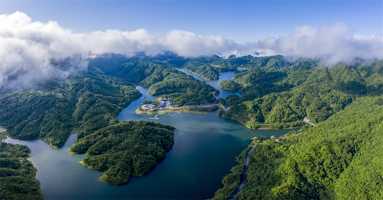 重庆石柱黄水旅游度假区拟确定为国家级旅游度假区_fororder_6f93e573cb358bb52d049aea5a56622