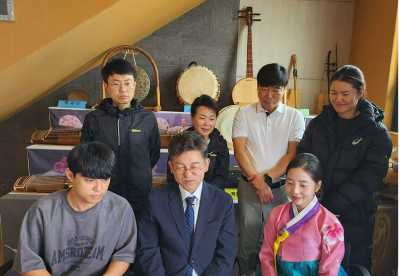 중국 옌타이-한국 부여군 국제 자매 도시 '음악으로 만나는 친구, 함께 모색하는 미래' 온라인 교류 행사 개최_fororder_图片3