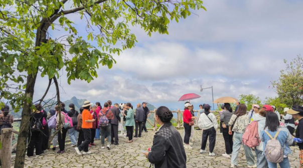 “五一”假期重庆秀山迎客72.47万人次 文旅市场繁荣有序_fororder_微信图片_20240506142640