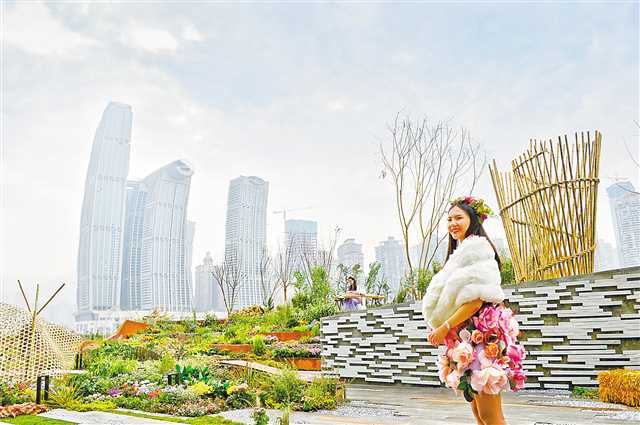 【要闻 摘要】重庆：城市花博会 处处是风景