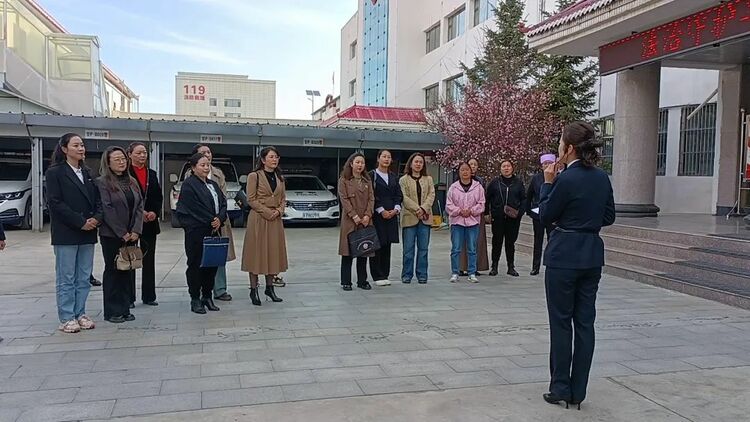 【原创】以法之名 检爱护芳华  ——甘南州合作市人民检察院会同合作市妇女联合会举办检察开放日活动_fororder_图片1