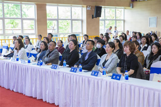 沈阳市全国助残日活动在铁西区春晖特教学校举行_fororder_教育春晖1