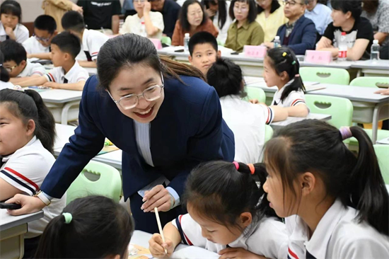 沈阳市名优校长与名师到沈水实验学校开展小学思政课帮扶活动_fororder_教育名优校长2