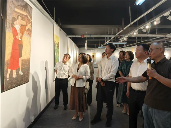 “翰墨润中原”大赛获奖作品豫西巡展走进渑池_fororder_专家讲评作品 摄影 陈旭