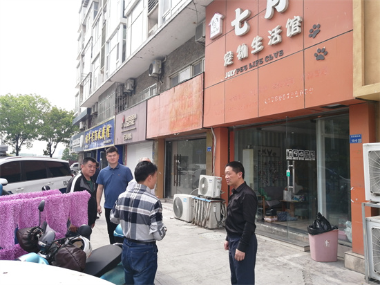 建邺城管加强门头店招巡查治理_fororder_图片17