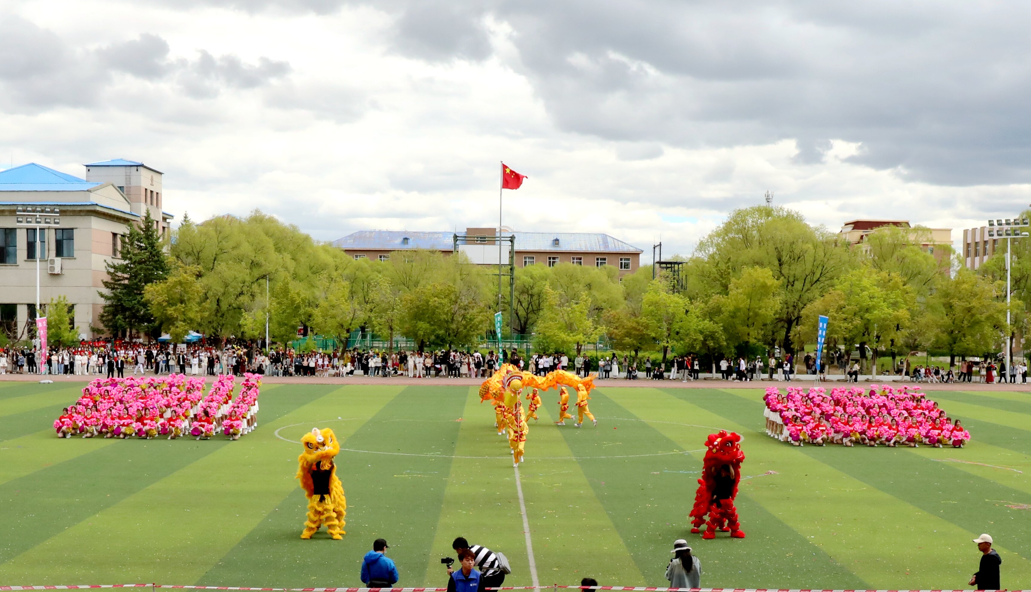 中国黑龙江·俄罗斯远东高校第一届田径运动会 暨中国黑河学院·俄罗斯远东高校第十六届田径运动会开幕_fororder_团体操 (3)_proc