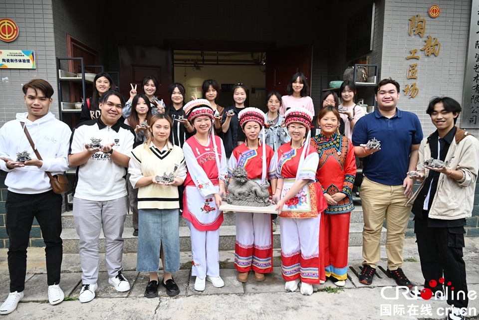 老挝留学生走进贵州六盘水 “沉浸式”感受中华文化魅力_fororder_DSC_8901.JPG