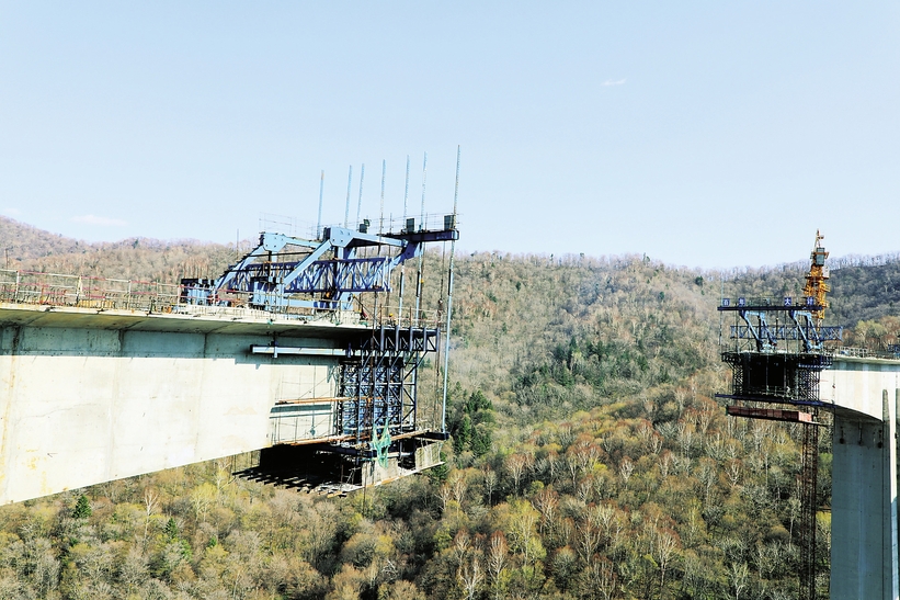 辉南至白山高速公路11月20日建成通车