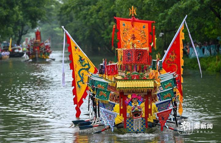 群龙逐浪闹端午 杭州西溪湿地举办国际龙舟文化节_fororder_1800057631413968902_720px