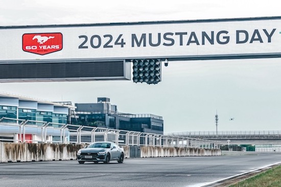 性能不负信仰 全新福特Mustang®敞篷运动版与硬顶性能版上市开售_fororder_image008