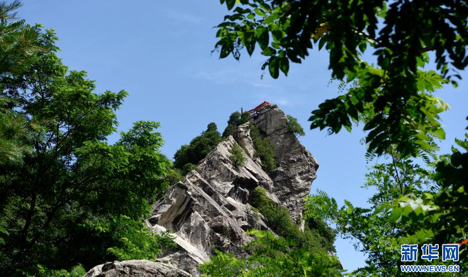 山崩奇景翠华山