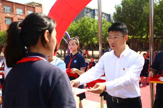 沈阳航空实验小学举行六年级毕业典礼_fororder_教育毕业典礼