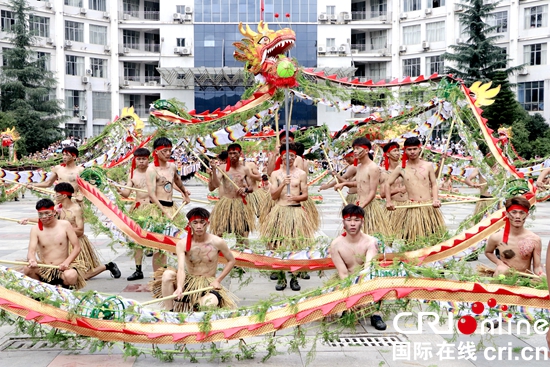 第九届贵州·平塘民间水龙文化节开幕 点燃盛夏激情_fororder__MG_7379.JPG