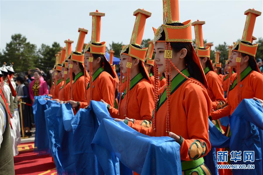 内蒙古成吉思汗陵举行春季大祭