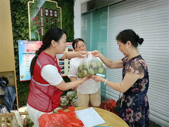 泰州海陵城中：中山社区人大代表联系点将代表履职清单化为便民服务动力_fororder_图片9