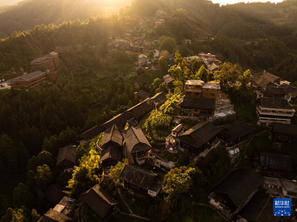 贵州雷山控拜村：600年间回荡的银之歌