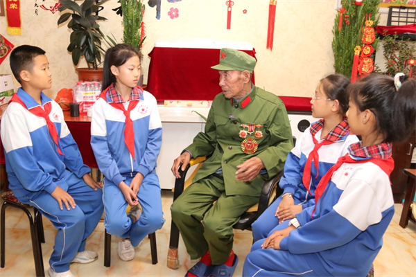 寻访老兵足迹·传承红色精神|老兵姜永生：回眸过去功 无悔战旗红_fororder_图片 2