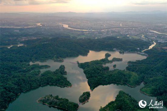 江西广昌：生态水库 风景如画