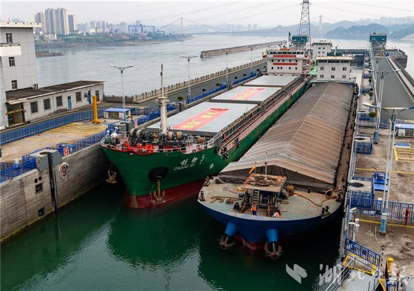 湖北港口货物吞吐量增速居全国内河第二_fororder_微信图片_20240806092250