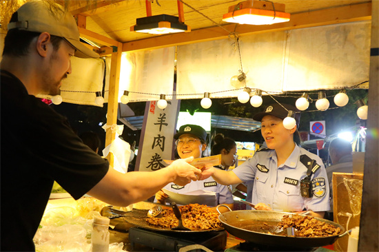 南通如皋警方组织开展夏夜治安巡查宣防第二次集中统一行动_fororder_图片26