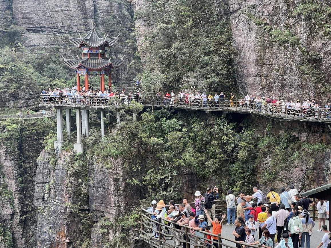 贵港市平南县：强化自然资源要素保障  助推乡村振兴文旅产业发展_fororder_图片4