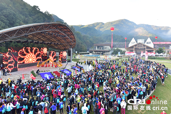 【供稿待审】 2019“双11”全国持杖行走日 十五县市鸣枪开走（要闻）