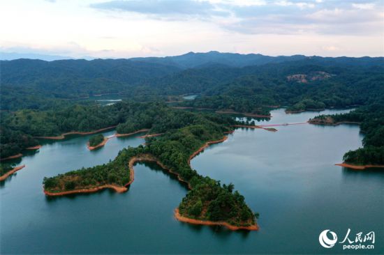 江西广昌：生态水库 风景如画